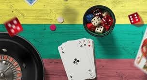 Tampilan antar muka slot online dengan grafis menarik di pohon8